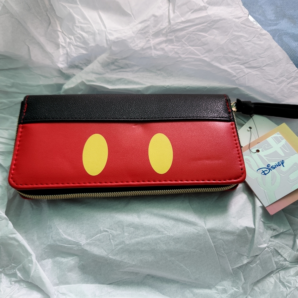 Disney Wallet
